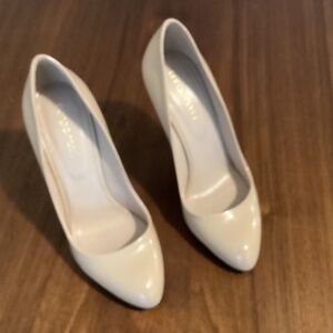 Sergio Rossi stiletto heel, timeless pointy toe pump